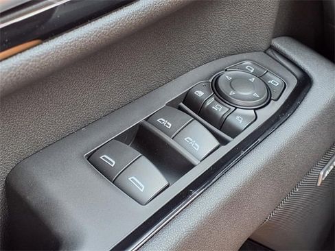 New 2025 GMC Sierra 2500 AT4 w/ AT4 Premium Plus Package image 17