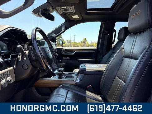 Used 2022 Chevrolet Silverado 1500 High Country image 11