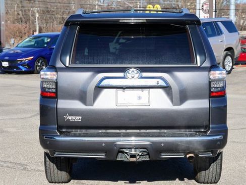 Used 2017 Toyota 4Runner SR5 image 4