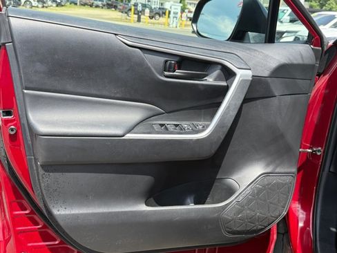 Certified 2024 Toyota RAV4 LE AWD/4WD image 29
