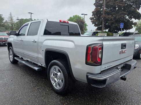 Used 2017 GMC Sierra 1500 SLT w/ SLT Premium Package AWD/4WD image 5