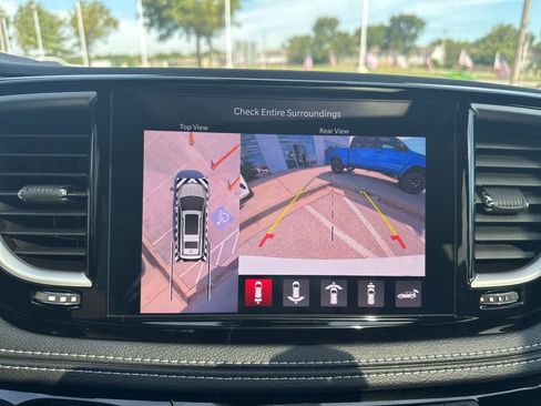 New 2026 Chrysler Pacifica Select image 69