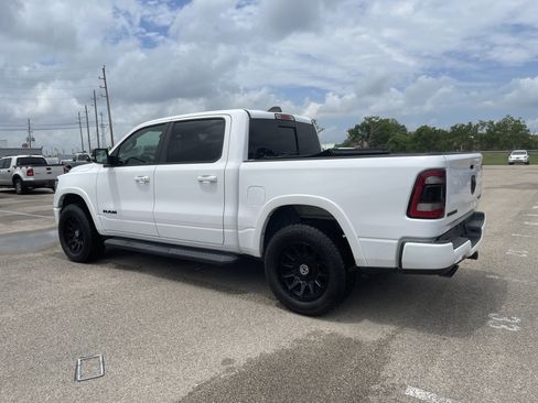 Used 2021 RAM 1500 Laramie AWD/4WD image 3