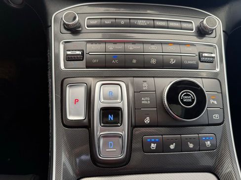Used 2021 Hyundai Santa Fe Limited FWD image 40