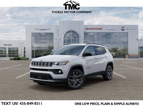 New 2026 Jeep Compass Latitude image 1