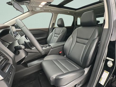 Used 2023 Nissan Rogue SV w/ SV Premium B Package AWD/4WD image 14