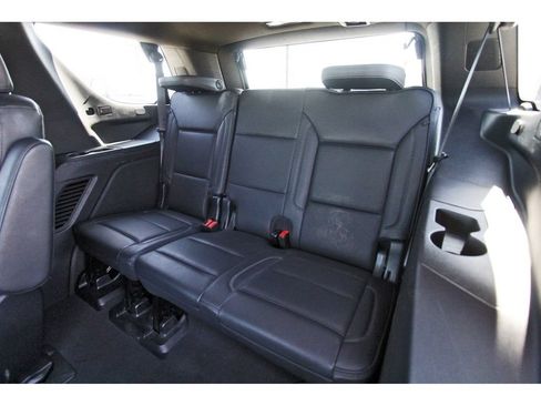 Used 2024 GMC Yukon Denali RWD image 13