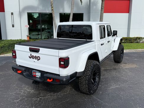 Used 2024 Jeep Gladiator Mojave image 19