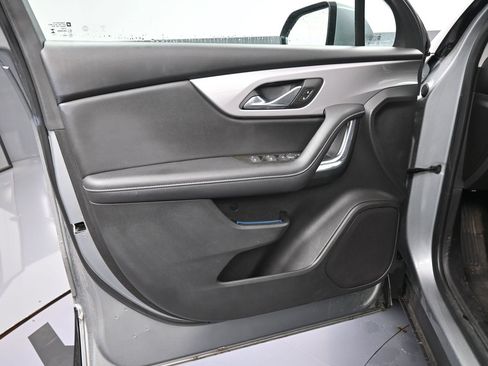 Used 2023 Chevrolet Blazer LT FWD image 12