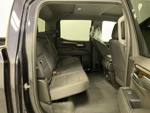Used 2024 GMC Sierra 1500 Elevation AWD/4WD image 17
