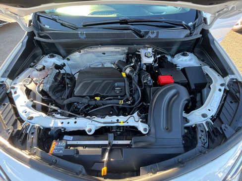 Used 2025 Buick Encore GX Preferred image 30