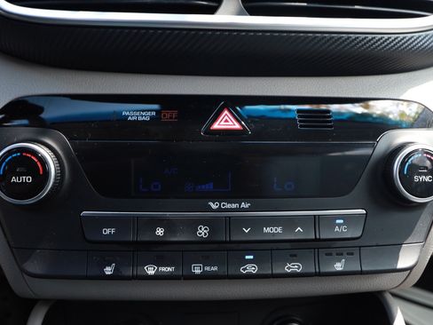 Used 2019 Hyundai Tucson SEL AWD/4WD image 16