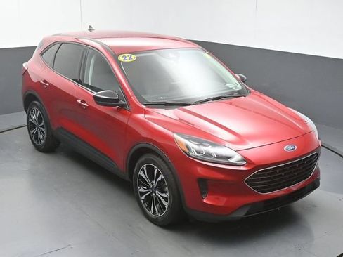 Used 2022 Ford Escape SE w/ SE Sport Appearance Package FWD image 40