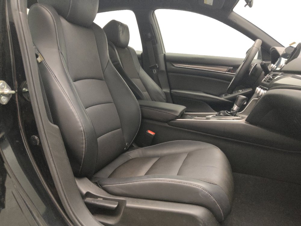 Used 2018 Honda Accord Sport image 21