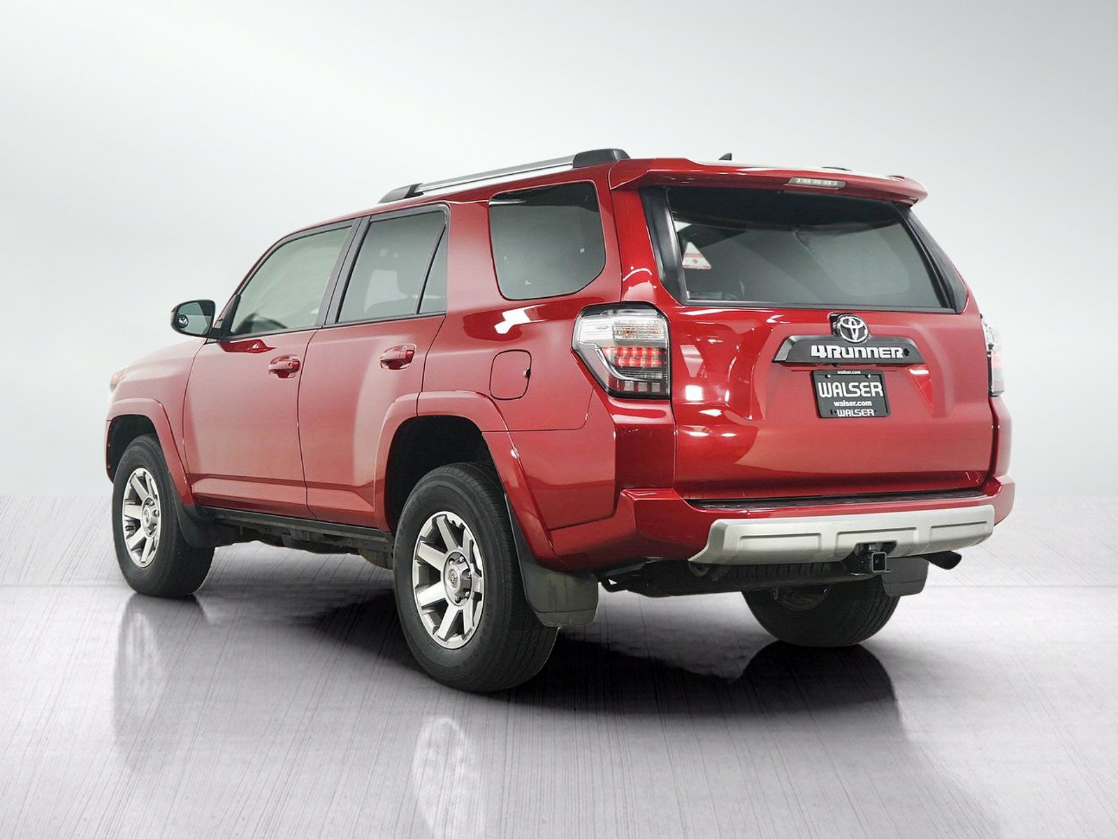 Used 2014 Toyota 4Runner Trail AWD/4WD image 3