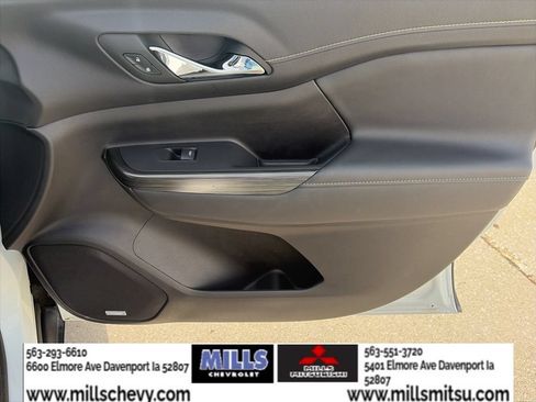 Used 2023 GMC Acadia SLT w/ Preferred Package FWD image 25