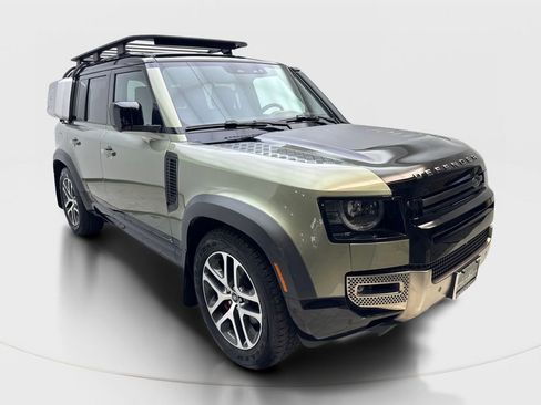 Used 2023 Land Rover Defender 110 X AWD/4WD image 4