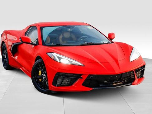 Used 2021 Chevrolet Corvette Stingray Preferred Conv w/ Battery Protection Package image 2