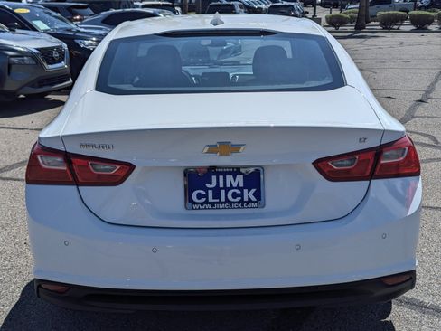 Used 2024 Chevrolet Malibu LT FWD image 3