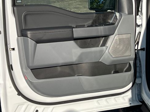 New 2025 Ford F150 Lightning Flash AWD/4WD image 12