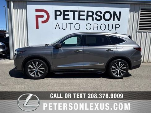 Used 2025 Acura MDX SH-AWD w/ Technology Package image 7