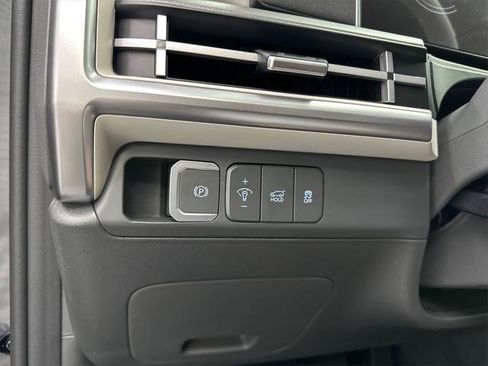 New 2026 Hyundai Santa Fe SE image 31