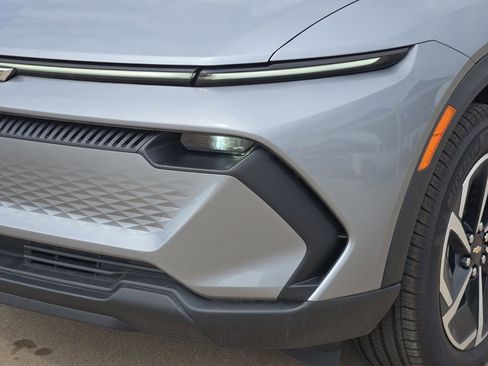 New 2026 Chevrolet Equinox EV LT AWD/4WD image 20