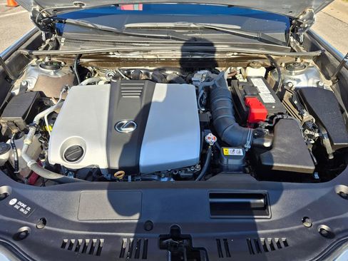 Used 2023 Lexus ES 350 F Sport w/ Accessory Package (Z2) image 32