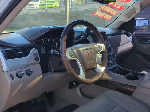 Used 2018 GMC Yukon SLT w/ Open Road Package AWD/4WD image 13