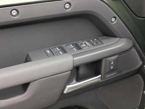 New 2026 Land Rover Defender 110 S AWD/4WD image 14