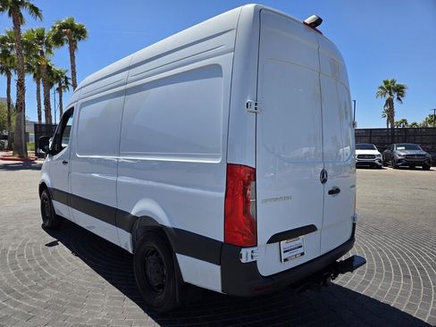 New 2025 Mercedes-Benz Sprinter 2500 image 3