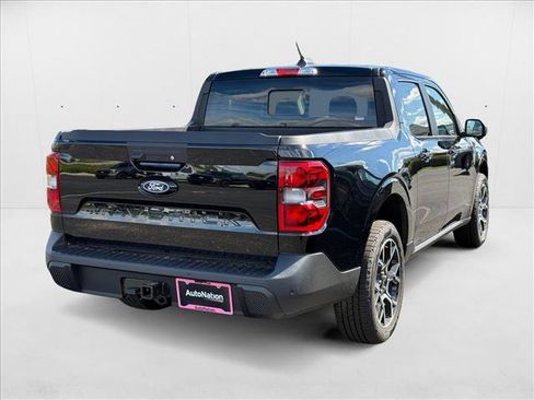 New 2025 Ford Maverick Lariat image 2