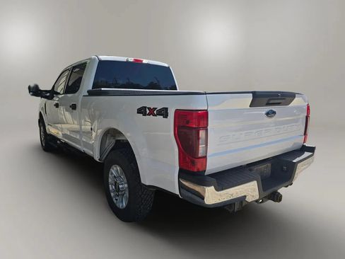 Used 2021 Ford F250 XLT AWD/4WD image 2