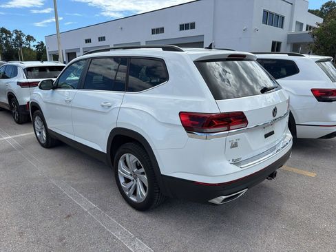 Used 2023 Volkswagen Atlas SE image 3