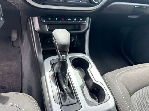 Used 2022 Chevrolet Colorado LT w/ Safety Package RWD image 14