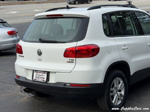 Used 2017 Volkswagen Tiguan S AWD/4WD image 37