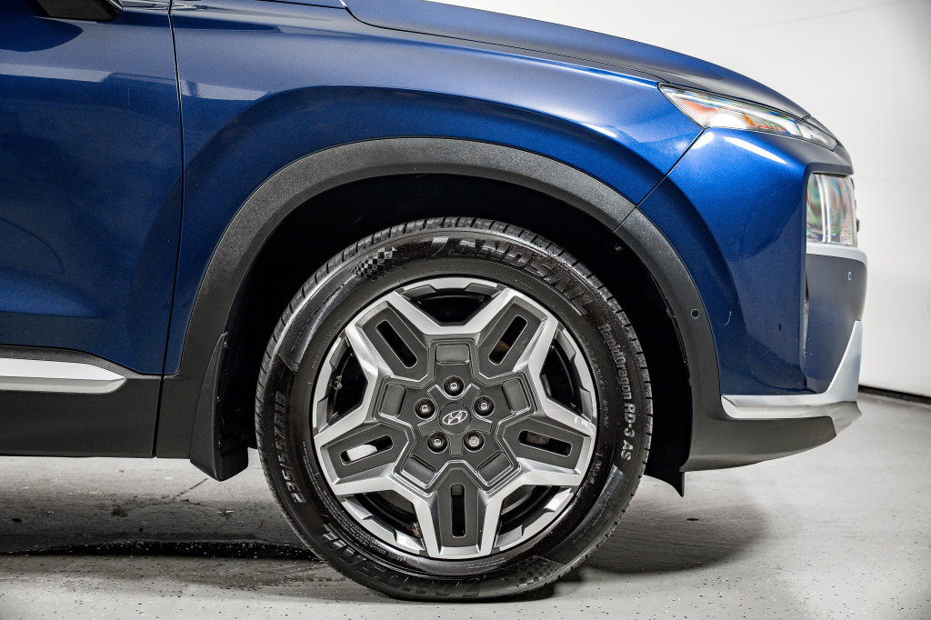 Certified 2023 Hyundai Santa Fe Limited w/ Cargo Package FWD image 4
