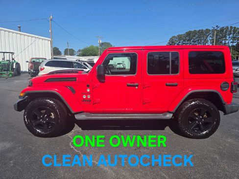 Used 2021 Jeep Wrangler Unlimited Sahara AWD/4WD image 2