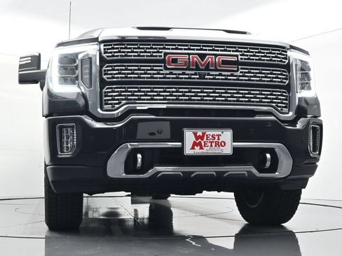 Used 2023 GMC Sierra 3500 Denali w/ Denali Black Diamond Edition AWD/4WD image 32