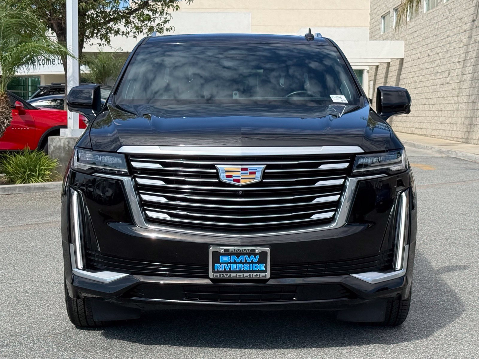 Used 2024 Cadillac Escalade ESV Premium Luxury Platinum AWD/4WD image 3