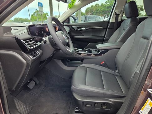 Used 2025 Buick Envision Preferred AWD/4WD image 13