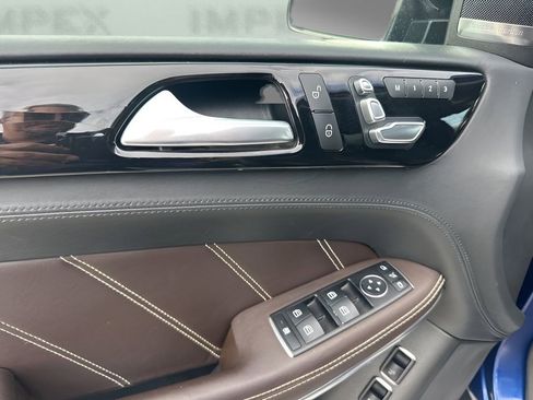 Used 2018 Mercedes-Benz GLS 63 AMG 4MATIC image 27