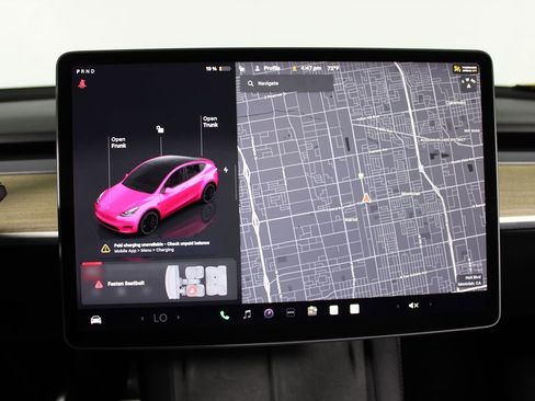 Used 2022 Tesla Model Y Performance image 12