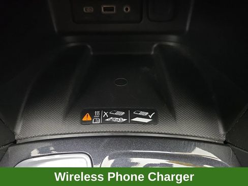 Used 2022 Chevrolet Equinox Premier AWD/4WD image 45