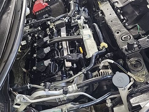 Used 2024 Nissan Versa S image 16