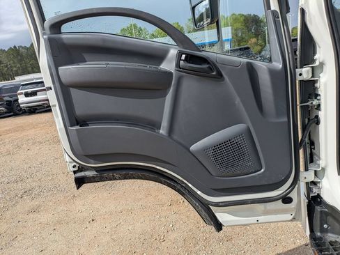 New 2026 Chevrolet Low Cab Forward RWD image 8