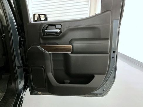 Certified 2019 Chevrolet Silverado 1500 RST w/ All-Star Edition AWD/4WD image 17