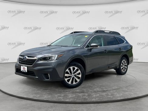 Used 2021 Subaru Outback Premium AWD/4WD image 3