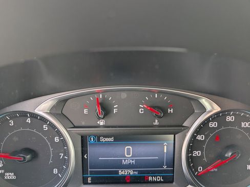 Used 2019 Chevrolet Equinox LT image 12