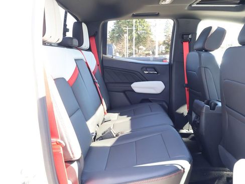 New 2026 GMC Canyon AT4X w/ AT4X AEV Edition AWD/4WD image 36